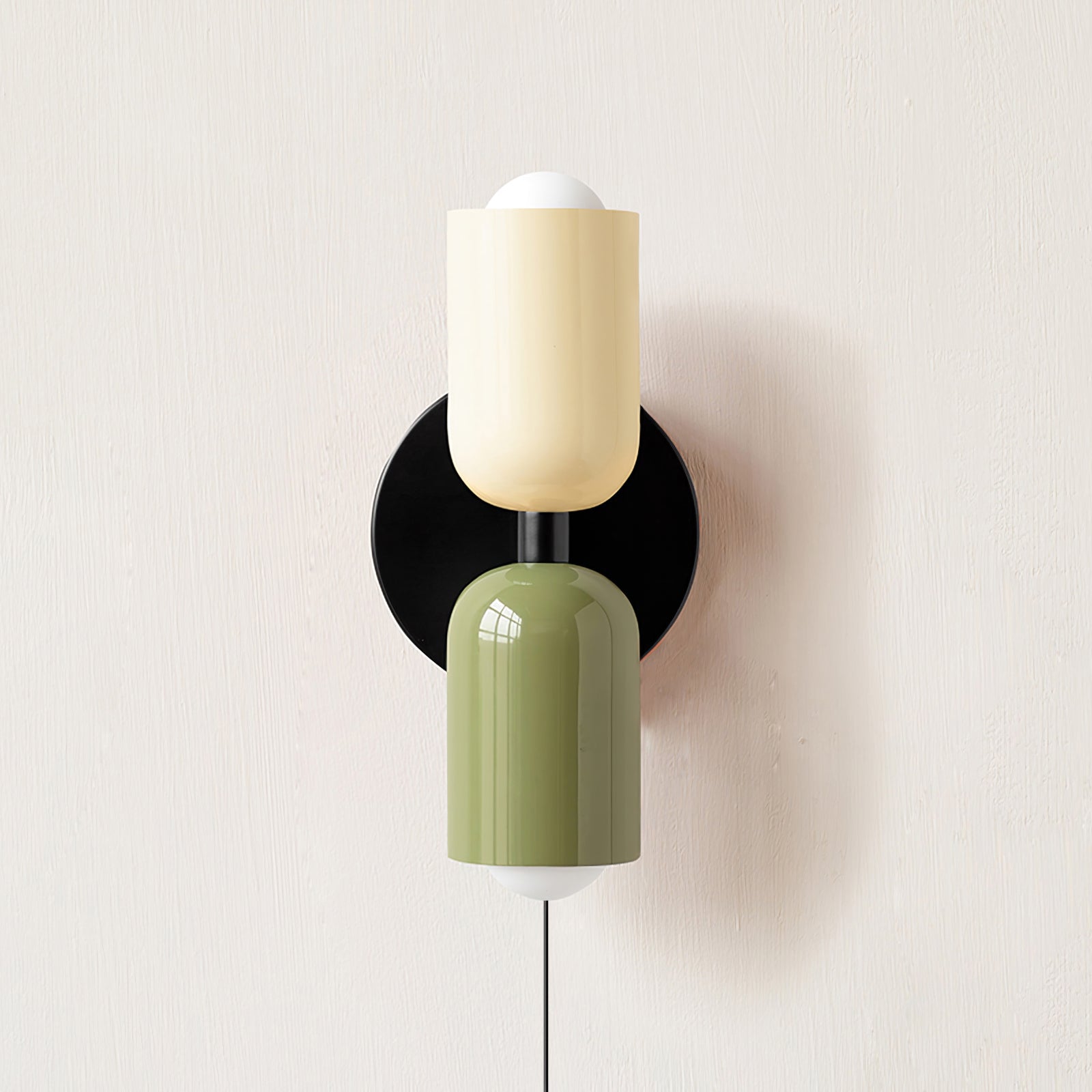 Productoverzicht van de Couleur Double Plug In wandlamp