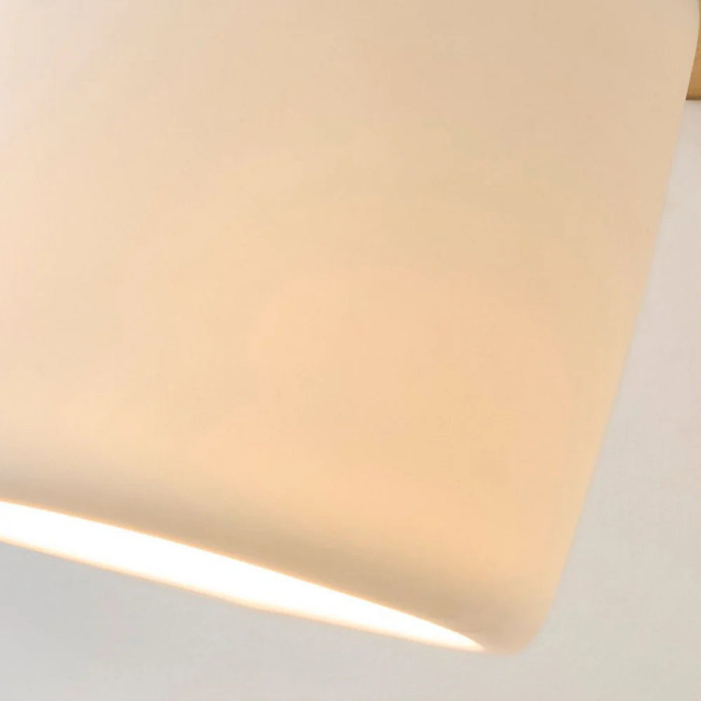 Moderne elegante porseleinen wandlamp 10.webp__PID:256aea8e-2ab1-4c2c-97f8-67d7244d7e4d