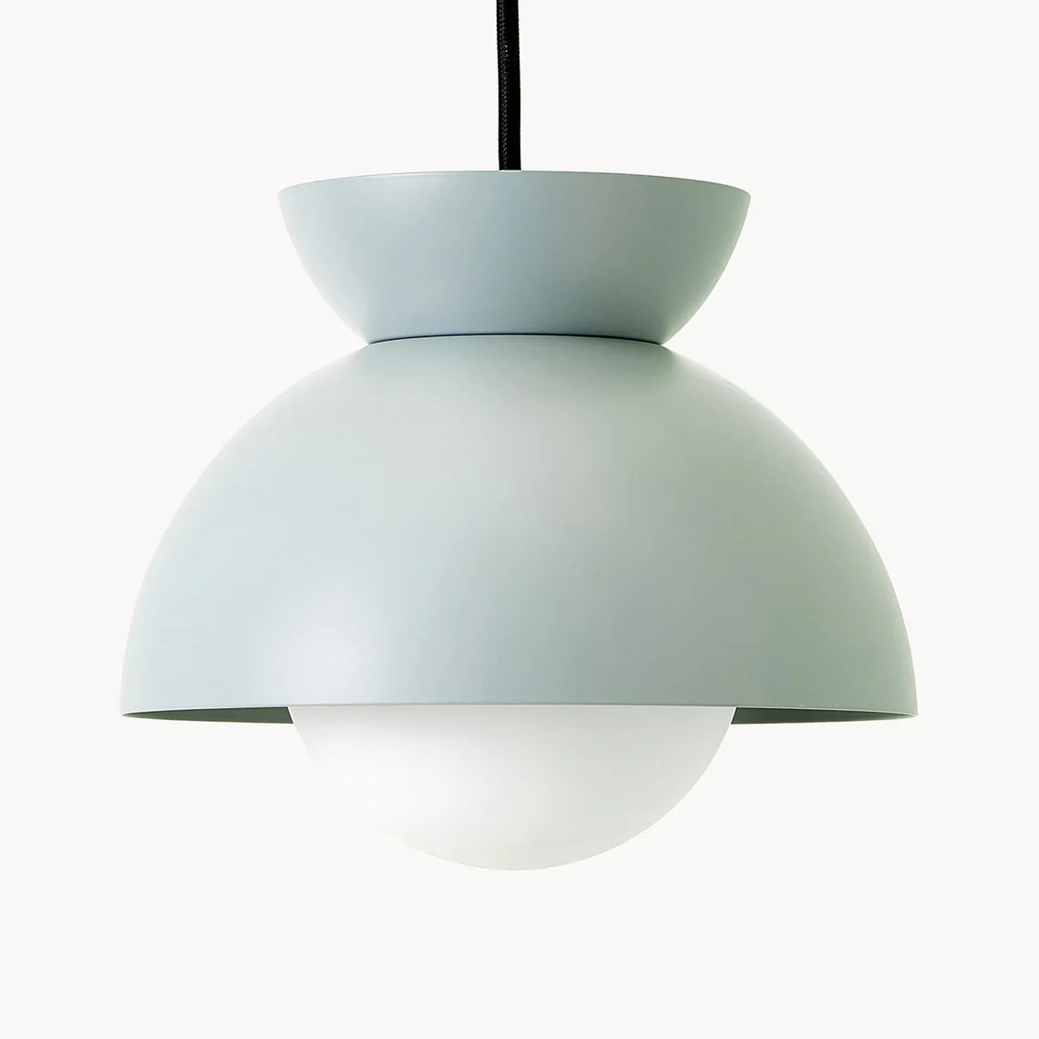 Lampada a sospensione minimalista in metallo a mezza cupola Zosia3.webp__PID:1b160e16-a661-49b1-804f-42ac20f775b2