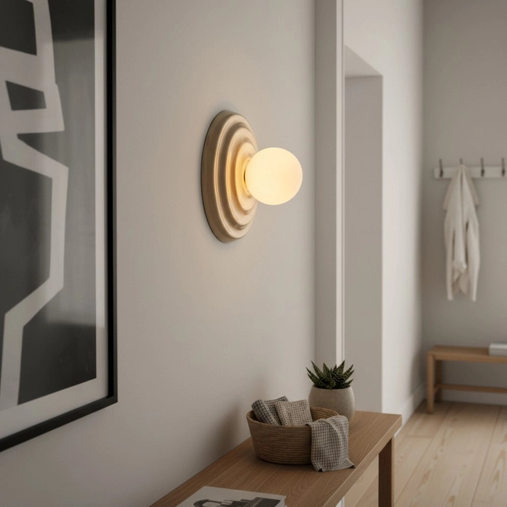 Ezrin Nordic keramische bolvormige wandlamp11.webp__PID:221991dc-7889-4cab-b822-f28ec17d6433