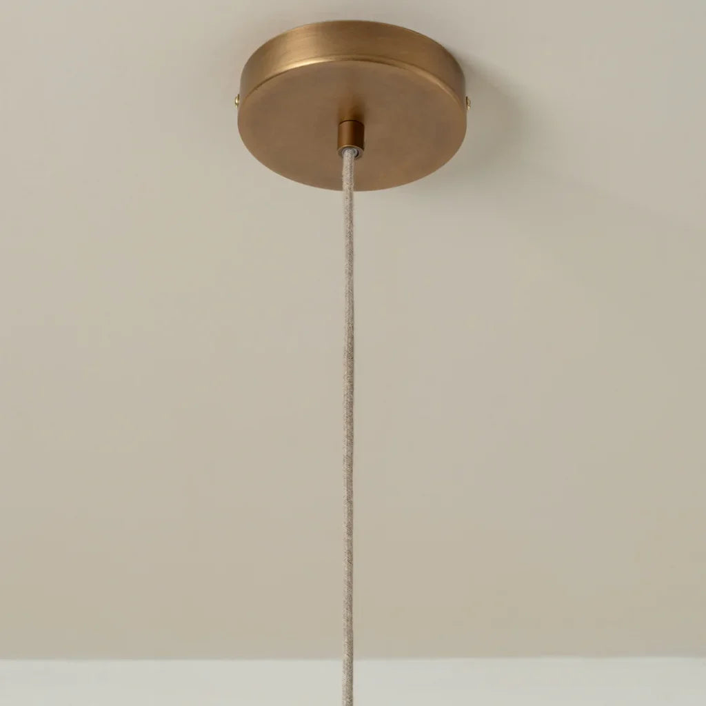 Lampada a sospensione minimalista in lino Ingrid (3).webp__PID:acd21758-57ee-49b3-b31c-cb10bc4b699e