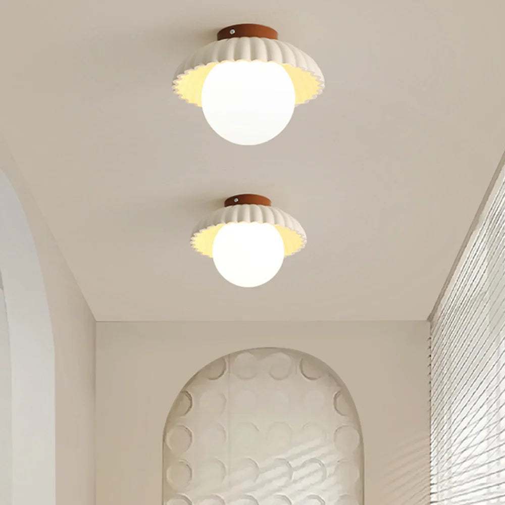 Juno-Cream-Colored-Flower-Bud-Glass-Ceiling-Lamp (3).webp__PID:44def25d-3850-4a11-aaa7-500619300979