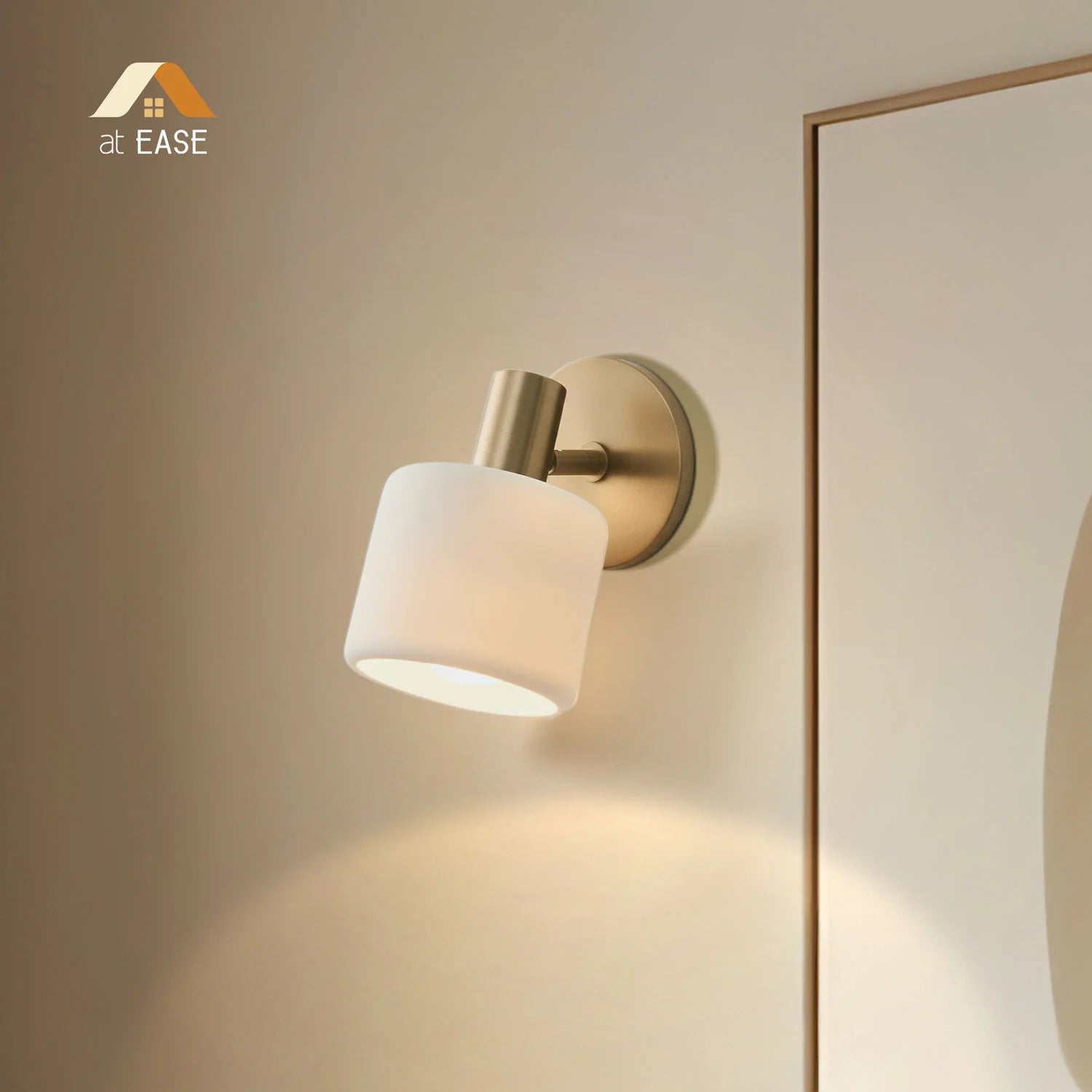 Calidora Minimalist Porcelain Wall Light 1.webp__PID:d4aa7fc0-58c5-41c4-bce4-d274b6777d21