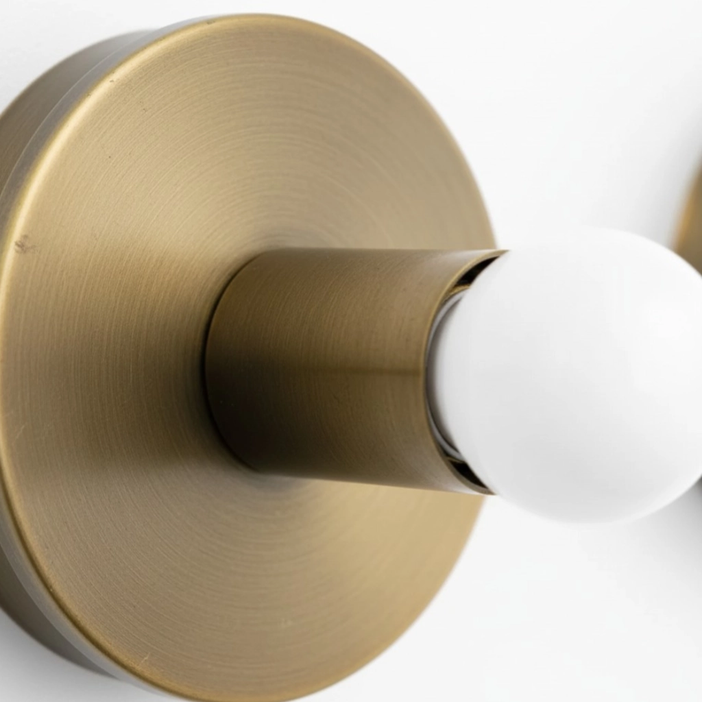 Xanthe Modern 3 Light Globe Vanity Light4.webp__PID:ce82c6ac-5741-4638-9a41-17d620633ece