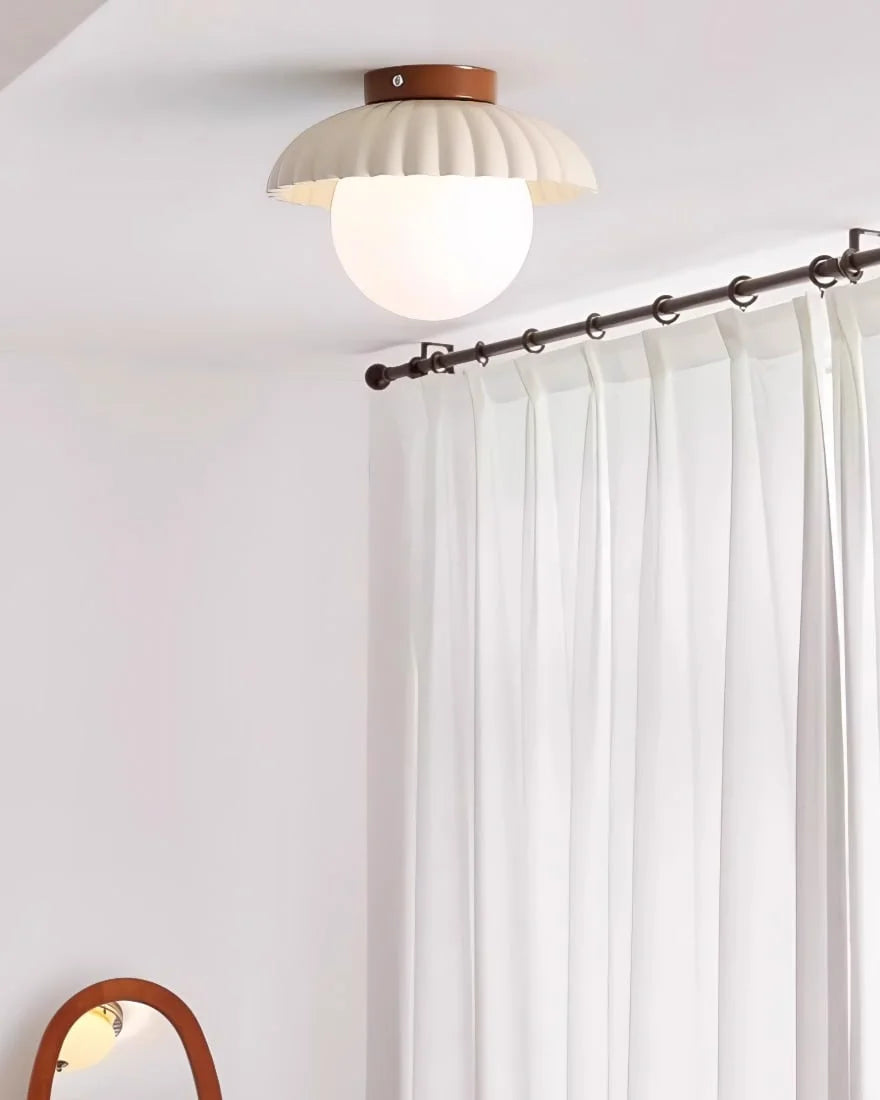 Juno Alien Cream Glass Ceiling Light13.webp__PID:ca14f2b7-2326-4b47-8373-9e3f5541504a