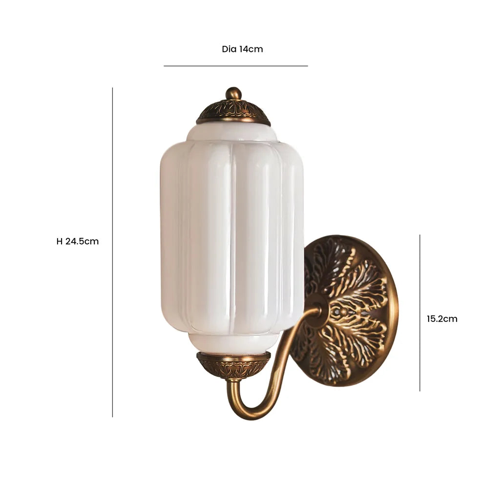 Isabella Milk Glass Eloise Wall Sconce25.webp__PID:a0724922-ac9d-400b-8f5b-458f18fe75a8
